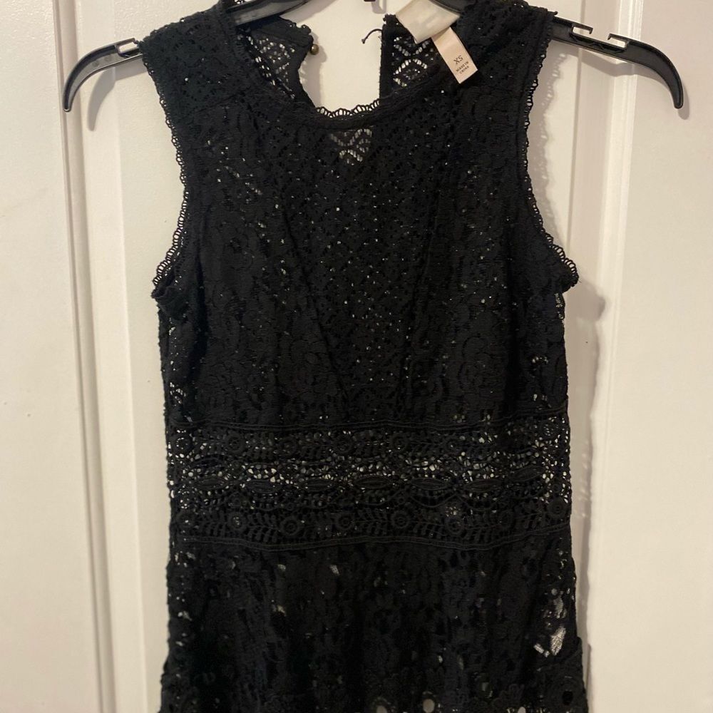 Knox Rose Black Crochet Lace Sleeveless Top Peplum Waist Cutout Womens XS Boho